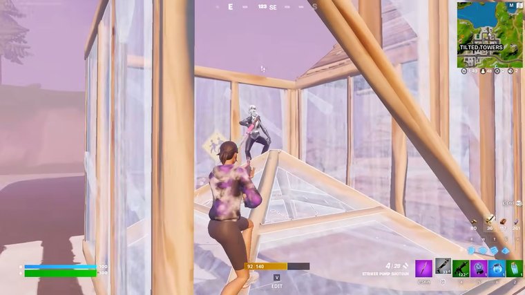 Fortnite heavy building fight